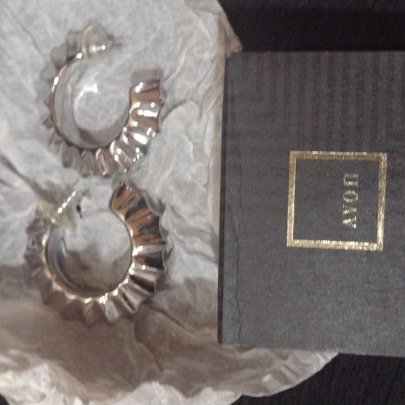 Vintage Silverstone pierced hoops 1994 limited edition - Picture 2 of 6